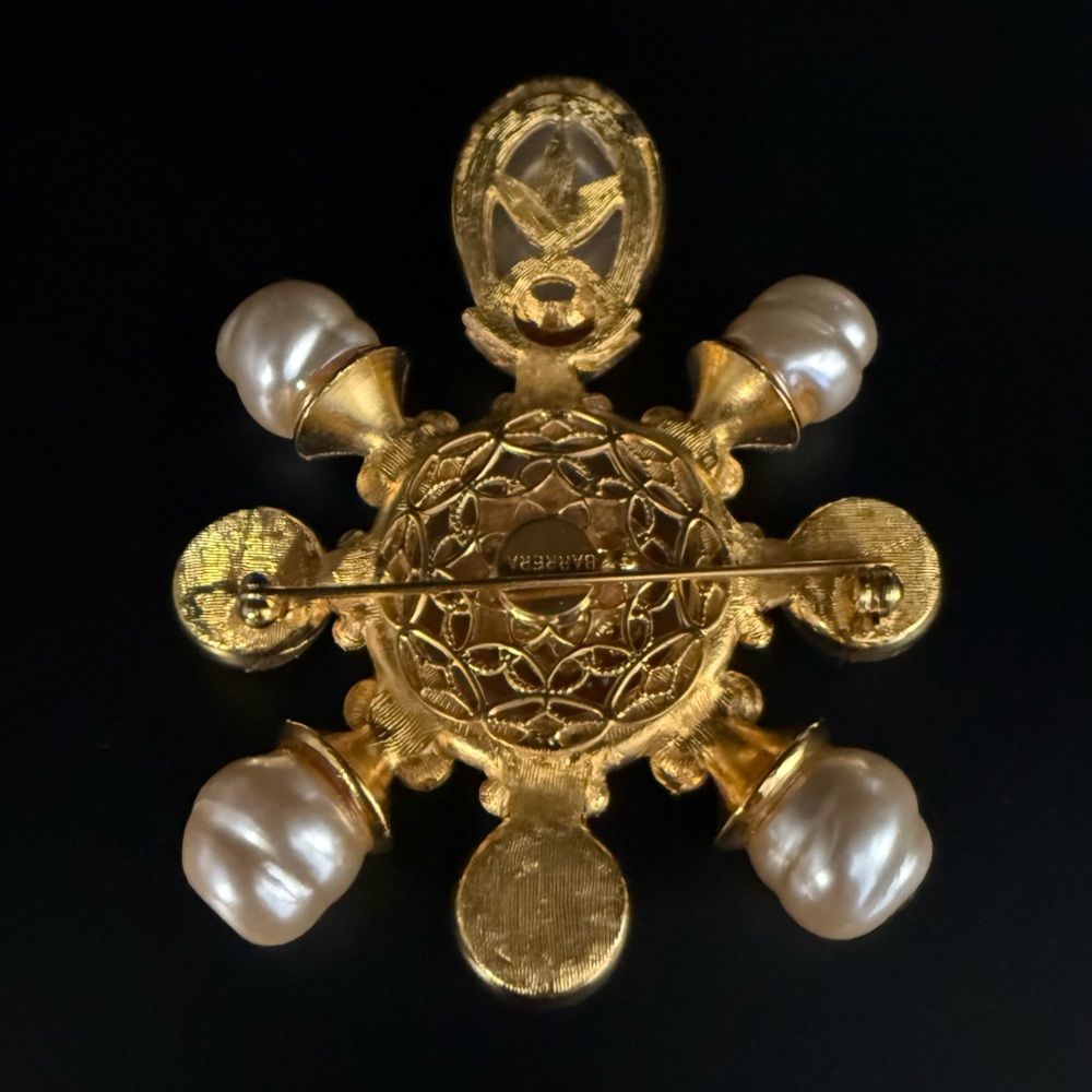 Jose Barrera Maltese Cross. Faux Baroque & SeedPearl & Mother of Pearl. Brooch. - Picture 2 of 6